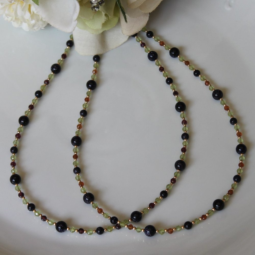 Peridot Garnet Sandstone Natural Gemstone Necklace
